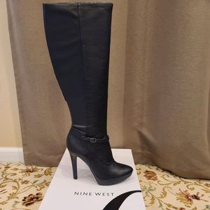 Knee High Black Platform Heeled Boot